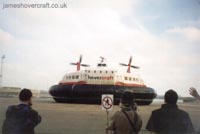 The last days of the SRN4 cross-channel service with Hoverspeed - The Princess Anne (GH-2006) arriving at Dover (Thomas Loomes).